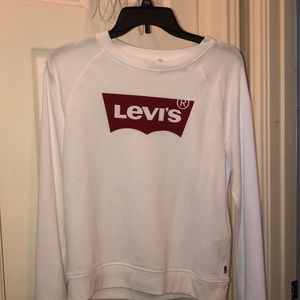 levi’s sweatshirt